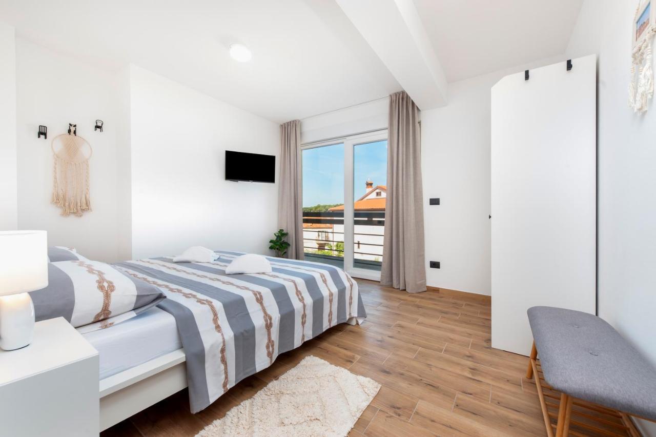 Apartments Sunrise & Sunset Rovinj Exterior photo