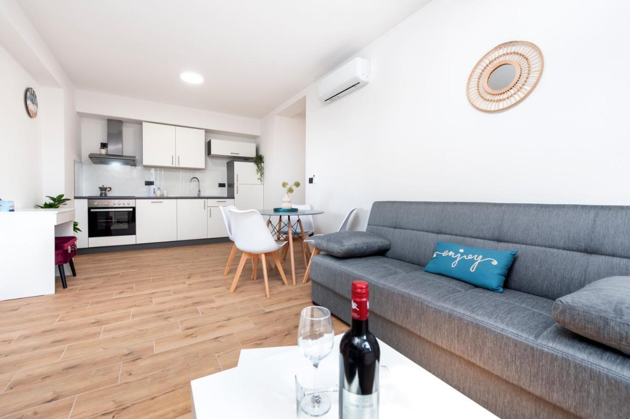 Apartments Sunrise & Sunset Rovinj Exterior photo